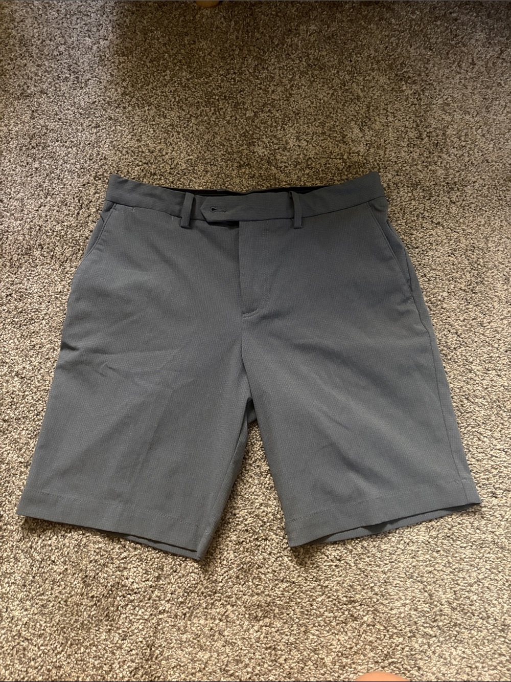 Men's J Lindeberg Flat-Front Performance Shorts in Charcoal Gray